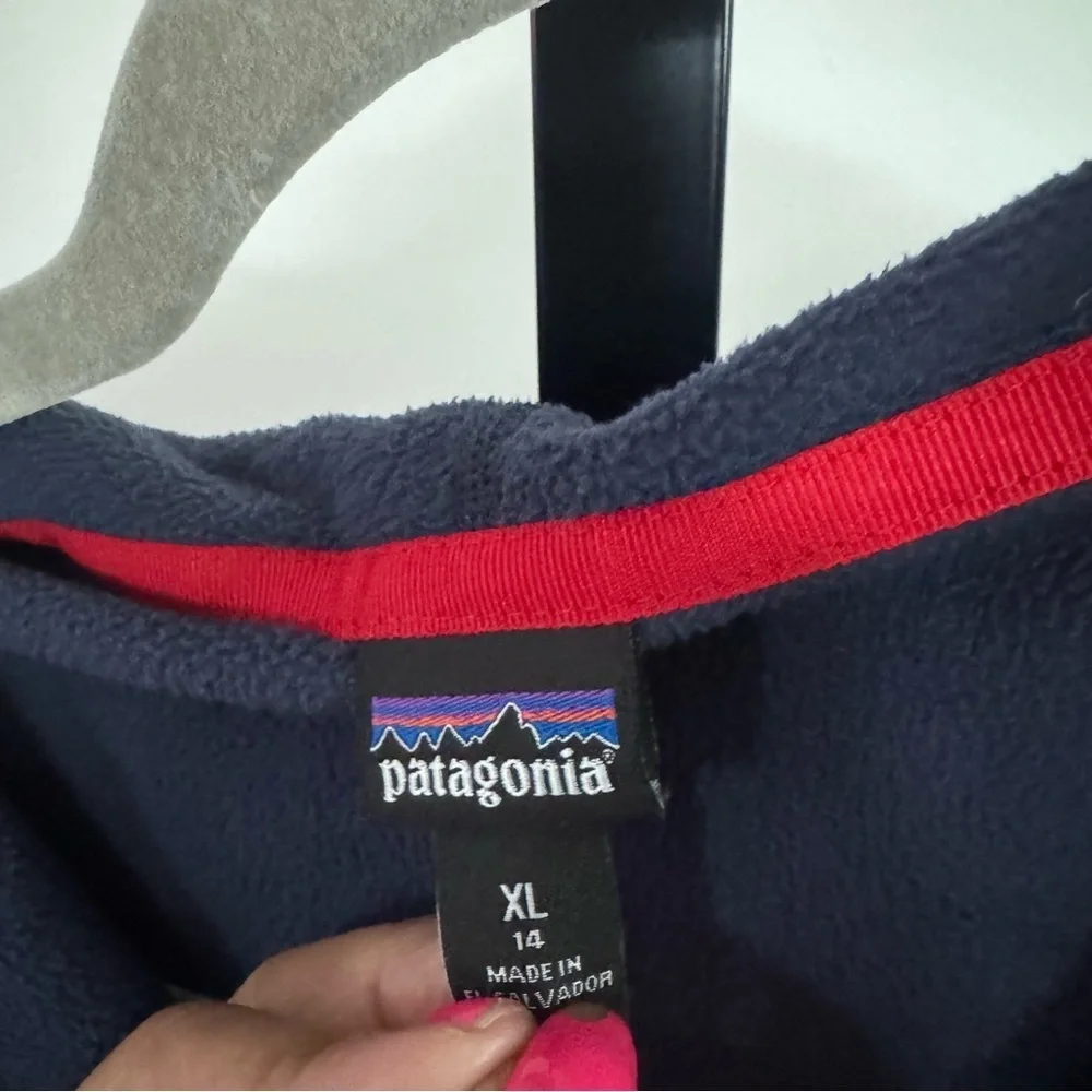 Patagonia Kids' micro D snap-T Fleece Red and Navy Jacket size 14